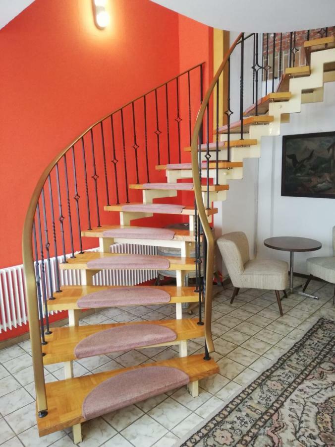 Hotel Zur Post Limburg Bad Camberg Hunfelden Buitenkant foto