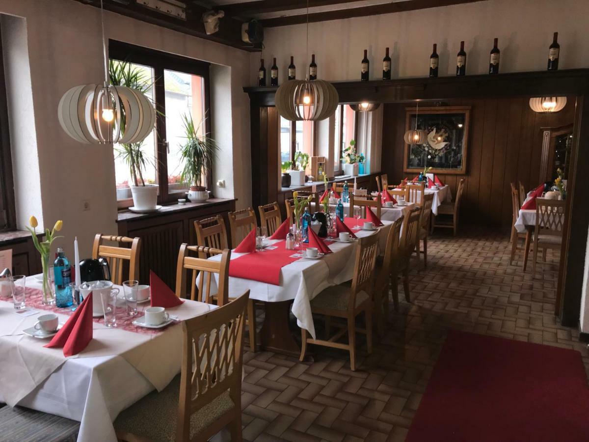 Hotel Zur Post Limburg Bad Camberg Hunfelden Buitenkant foto